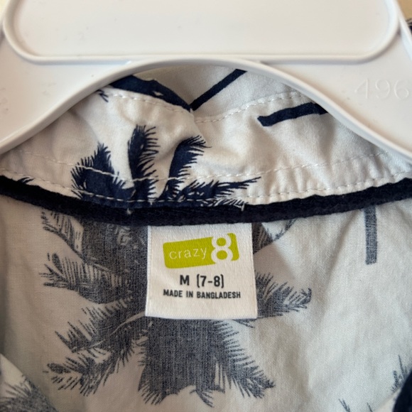 Crazy 8 Boys size Medium (7/8) palm tree button-down shirt - Picture 3 of 3